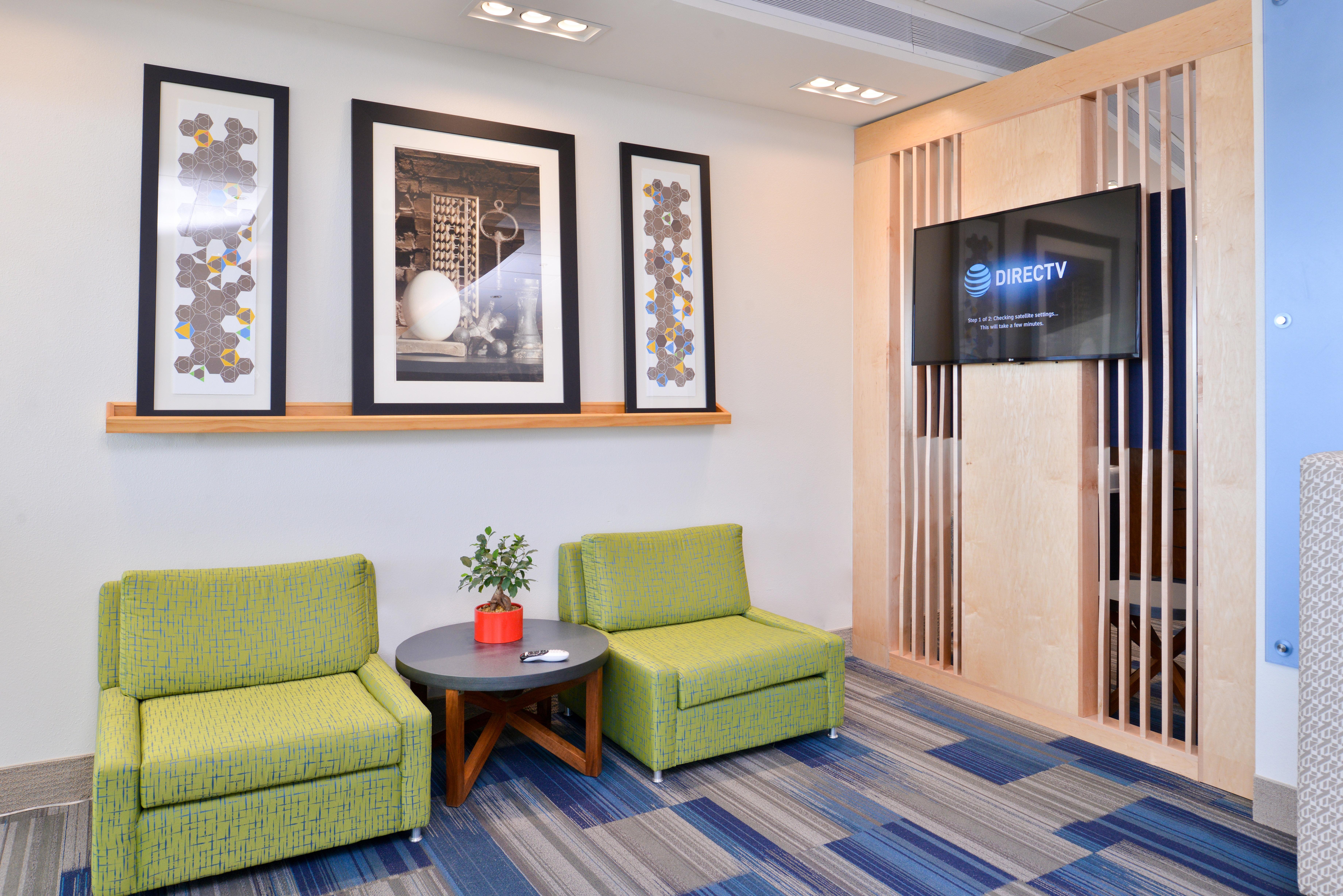 Holiday Inn Express & Suites Trinity By Ihg Екстер'єр фото