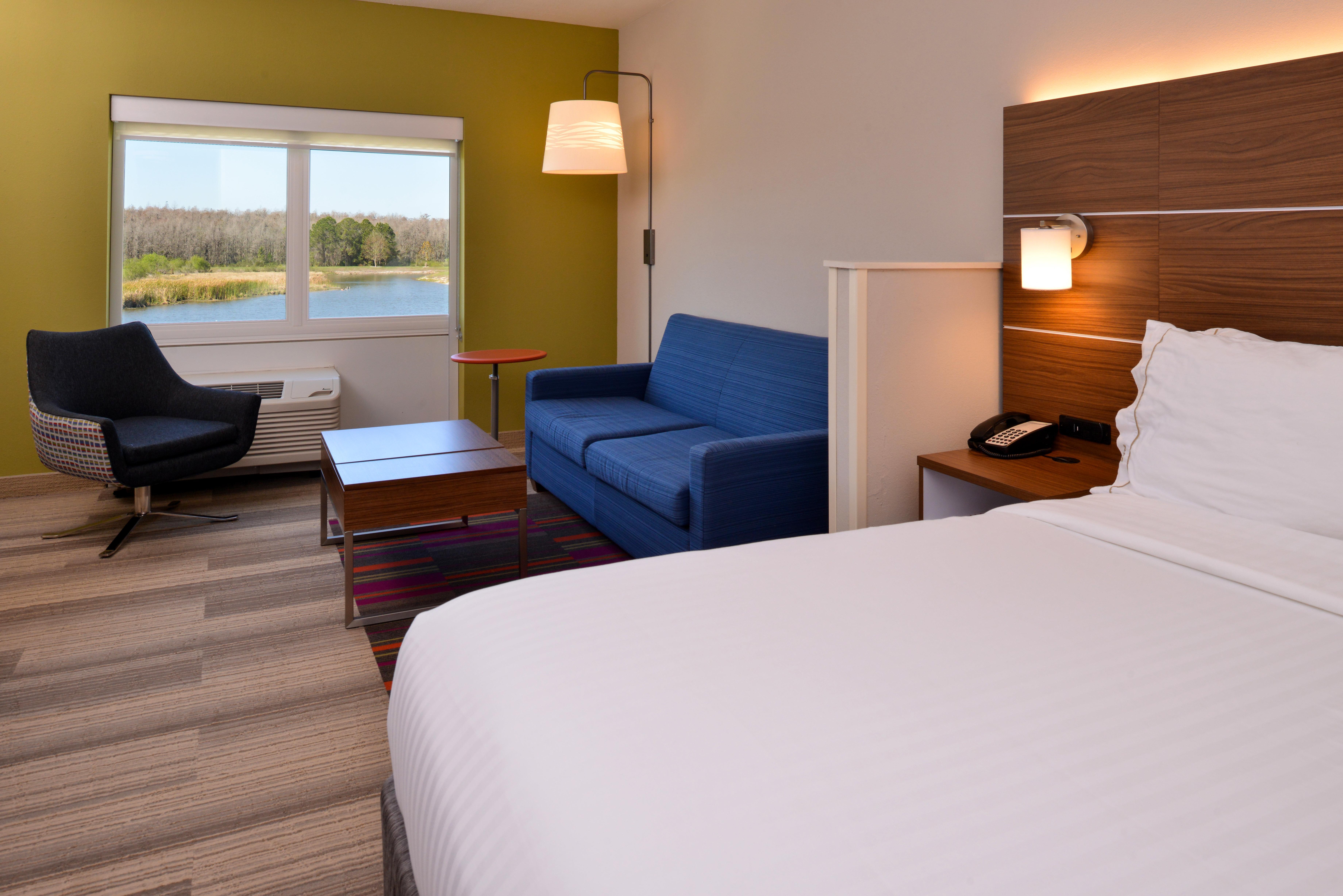 Holiday Inn Express & Suites Trinity By Ihg Екстер'єр фото