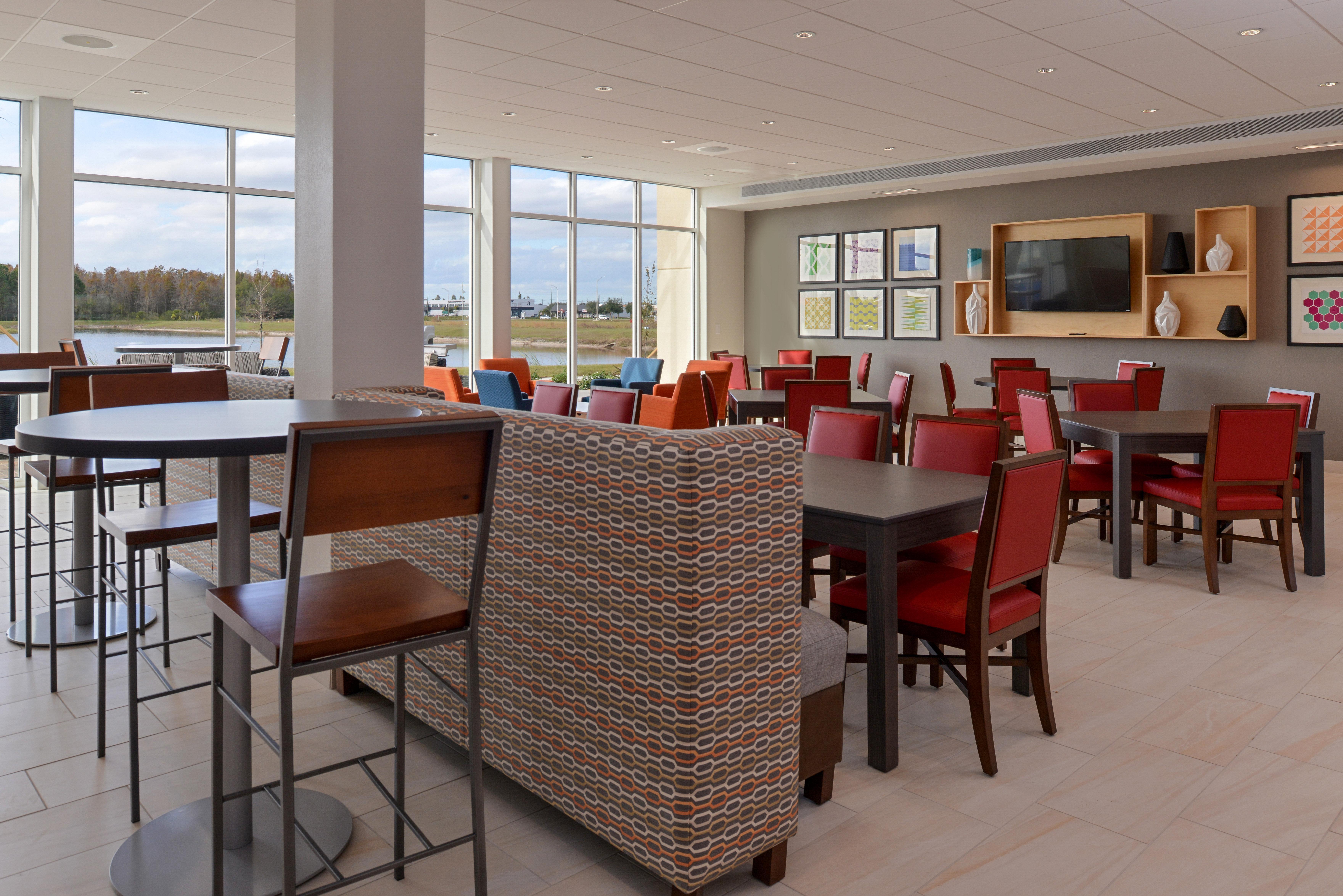 Holiday Inn Express & Suites Trinity By Ihg Екстер'єр фото